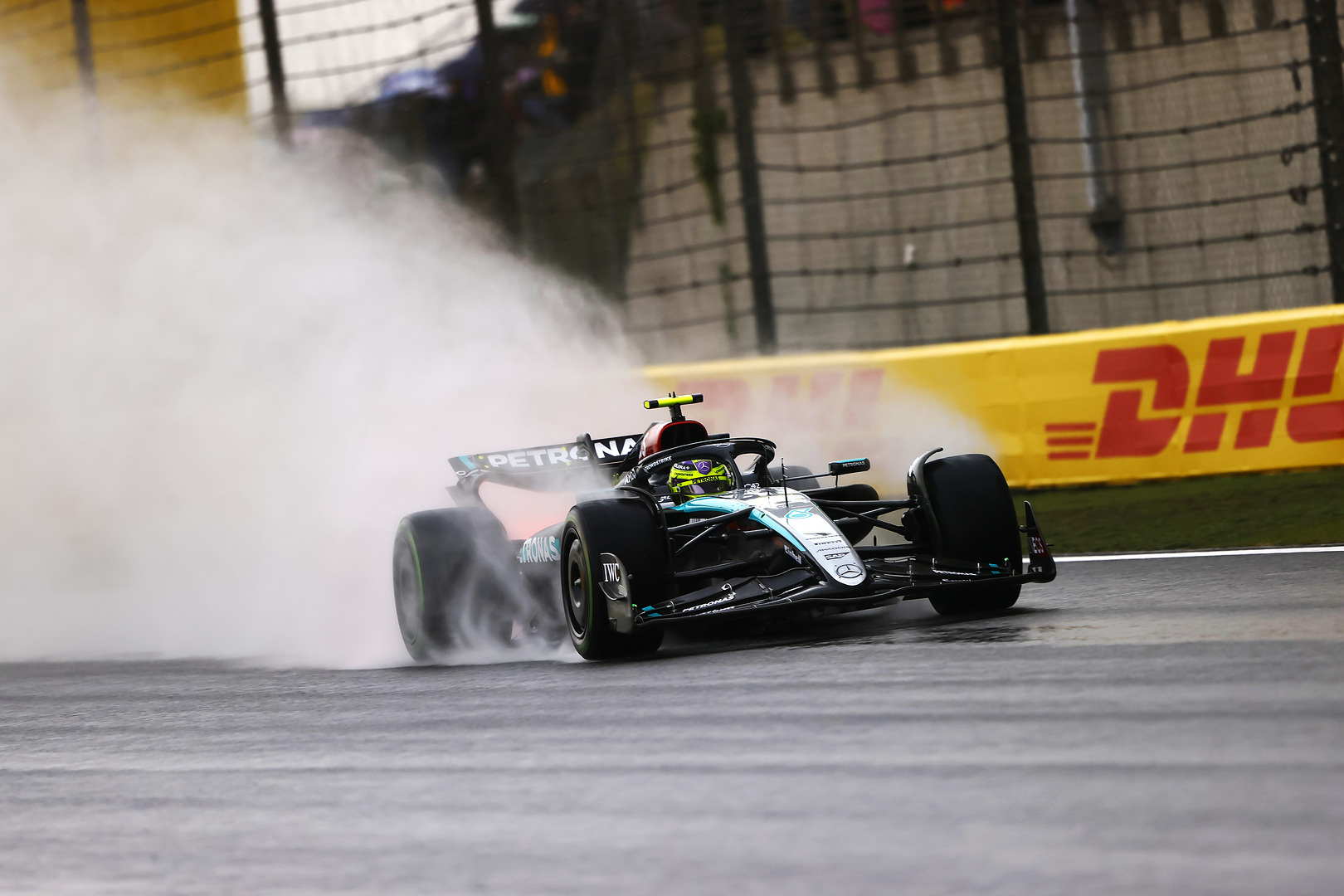 Νόρις στην pole! Ανατροπές υπό βροχή στον αγώνα F1 Κίνα, Sprint"
