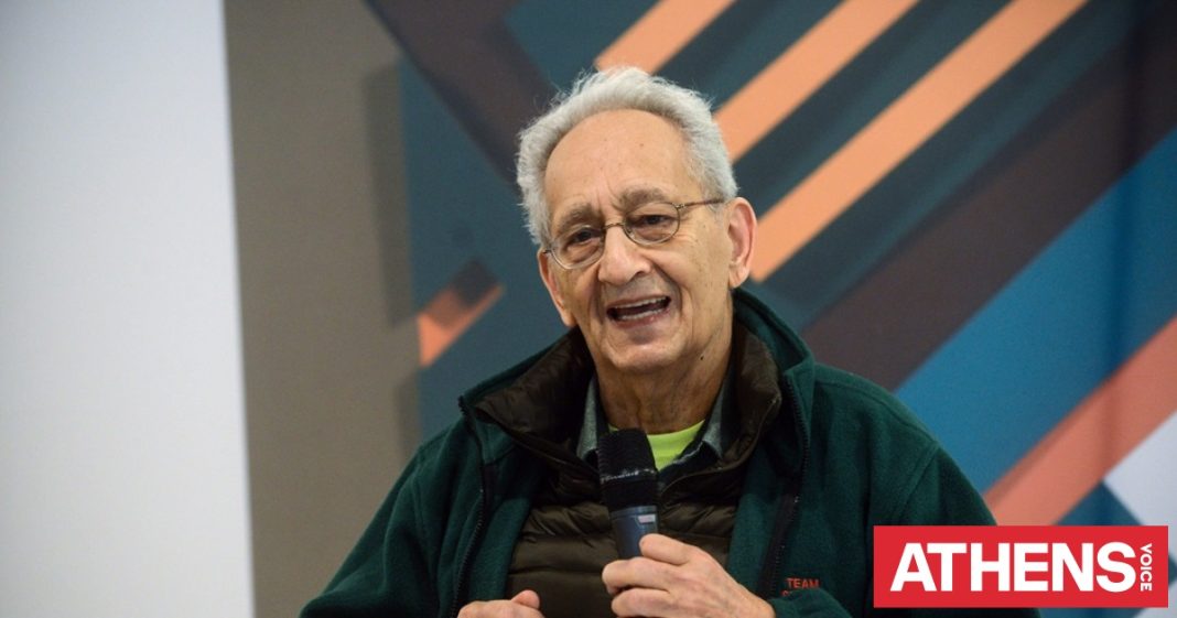 Ο αναγνωρισμένος ζωγράφος Frank Stella απεβίωσε σε ηλικία 87 ετών
