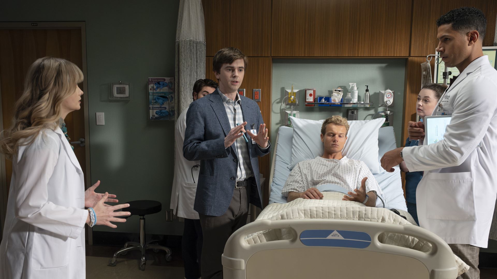 Ο Freddie Highmore συνεντεύξεις για το τέλος του The Good Doctor"
