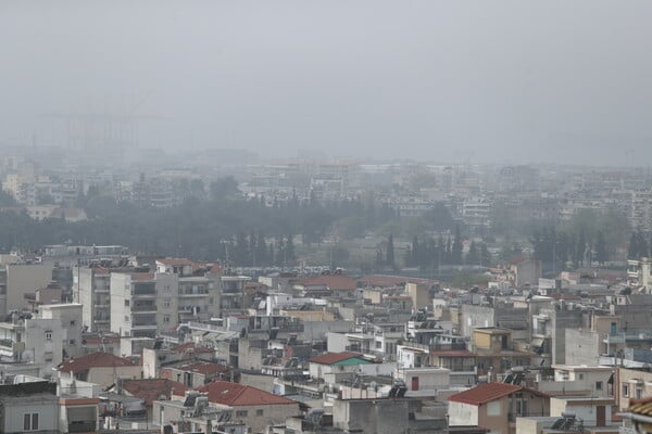 Ο πιο ζεστός Μάρτιος έφυγε με εξαιρετικά υψηλές θερμοκρασίες - Η αφρικανική σκόνη συνεχίζει να επηρεάζει τη χώρα μας
