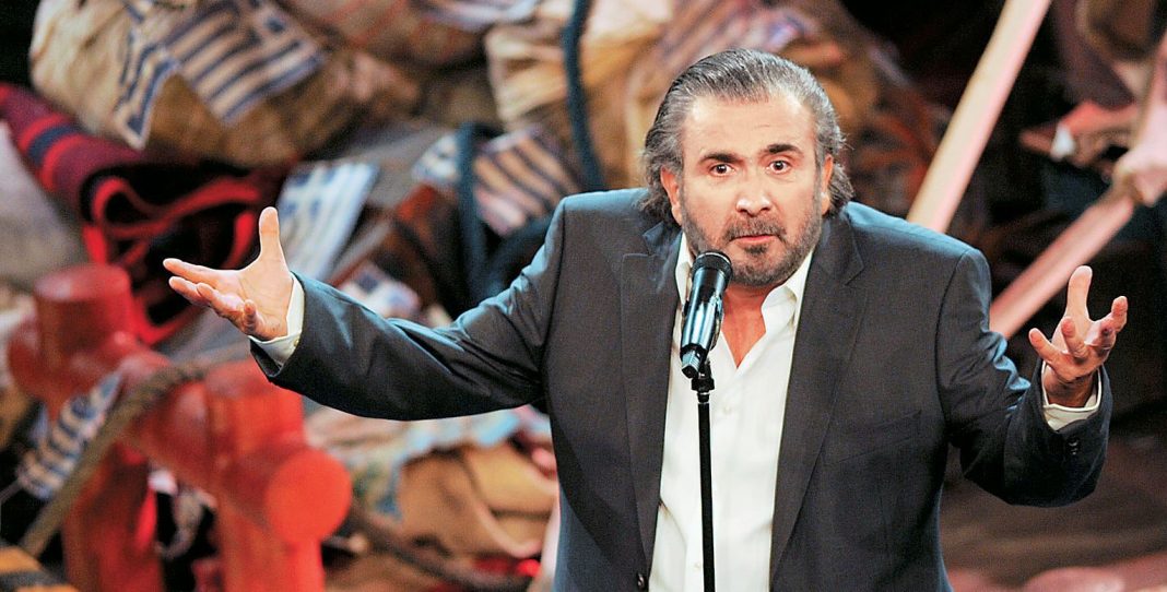Οδηγός Κωμικής Σάτιρας: Ο Λάκης Λαζόπουλος αποκαλύπτει το «Αλ Τσαντίρι Νιουζ» στη Θεατρική Σκηνή

