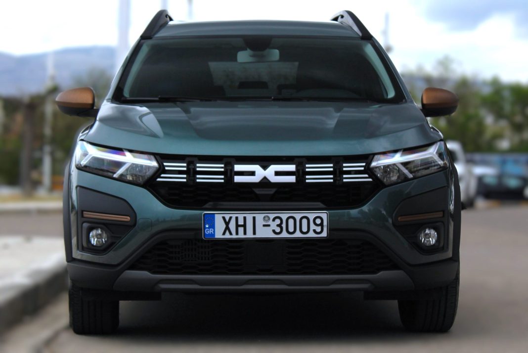 Οδηγούμε το Dacia Jogger LPG: Το Προσιτό και Οικονομικό 7θέσιο Αυτοκίνητο
