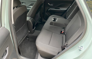 Οδηγούμε το Hyundai Kona - Ένα σύγχρονο B-SUV με υβριδική τεχνολογία
