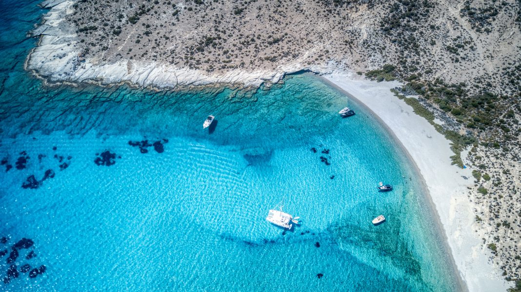 Οι 198 «Προστατευμένες παραλίες» της Ελλάδας: Απαγορεύεται η εμπορική εκμετάλλευση

