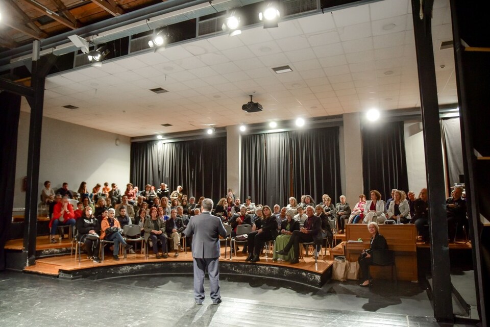 Πάτρα: Μια επιτυχημένη παράσταση διαφορετικής ομιλίας
