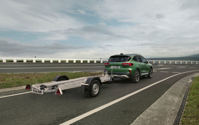 Πρωτοποριακό Ford Kuga Plug-In Hybrid: Εκπληκτικές προσφορές και ανώτατος εξοπλισμός
