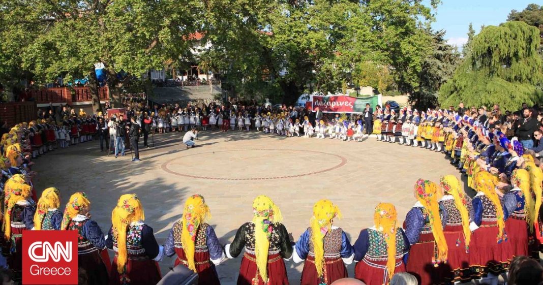 Τα πασχαλιάτικα έθιμα στην Κοζάνη ξεκίνησαν με τις μοναδικές «Λαζαρίνες»