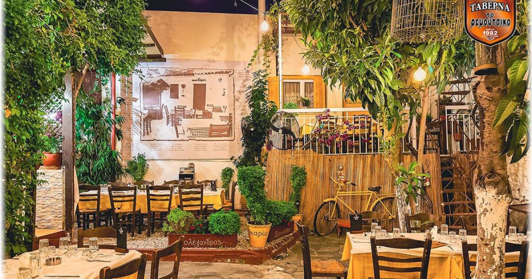 Ταβέρνες με αυλή στην Αθήνα - Ξαναζήστε το χωριό στην πόλη
