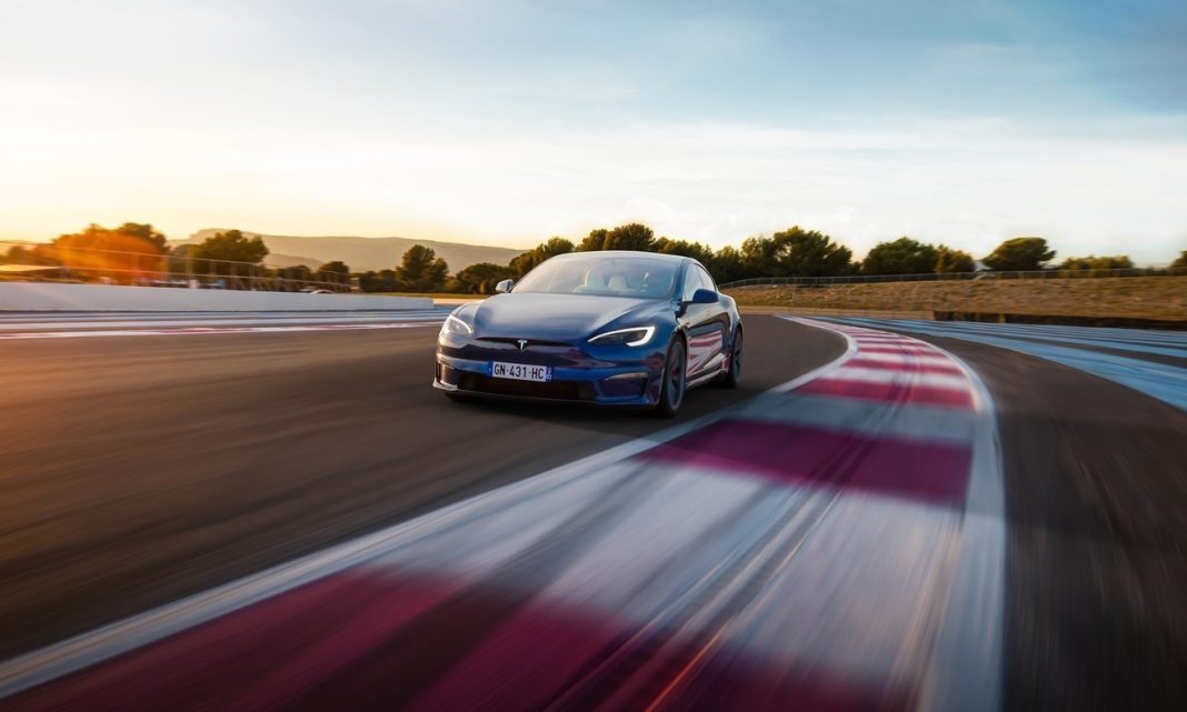 Tesla: Νέο ρεκόρ με 6 εκατομμύρια αυτοκίνητα κατασκευασμένα
