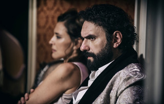 Το αριστούργημα της Νάπολης: Μια νέα εκδοχή της Φιλουμένα Μαρτουράνο με τη Μαρία Ναυπλιώτου και τον Μελέτη Ηλία στους πρωταγωνιστικούς ρόλους"
