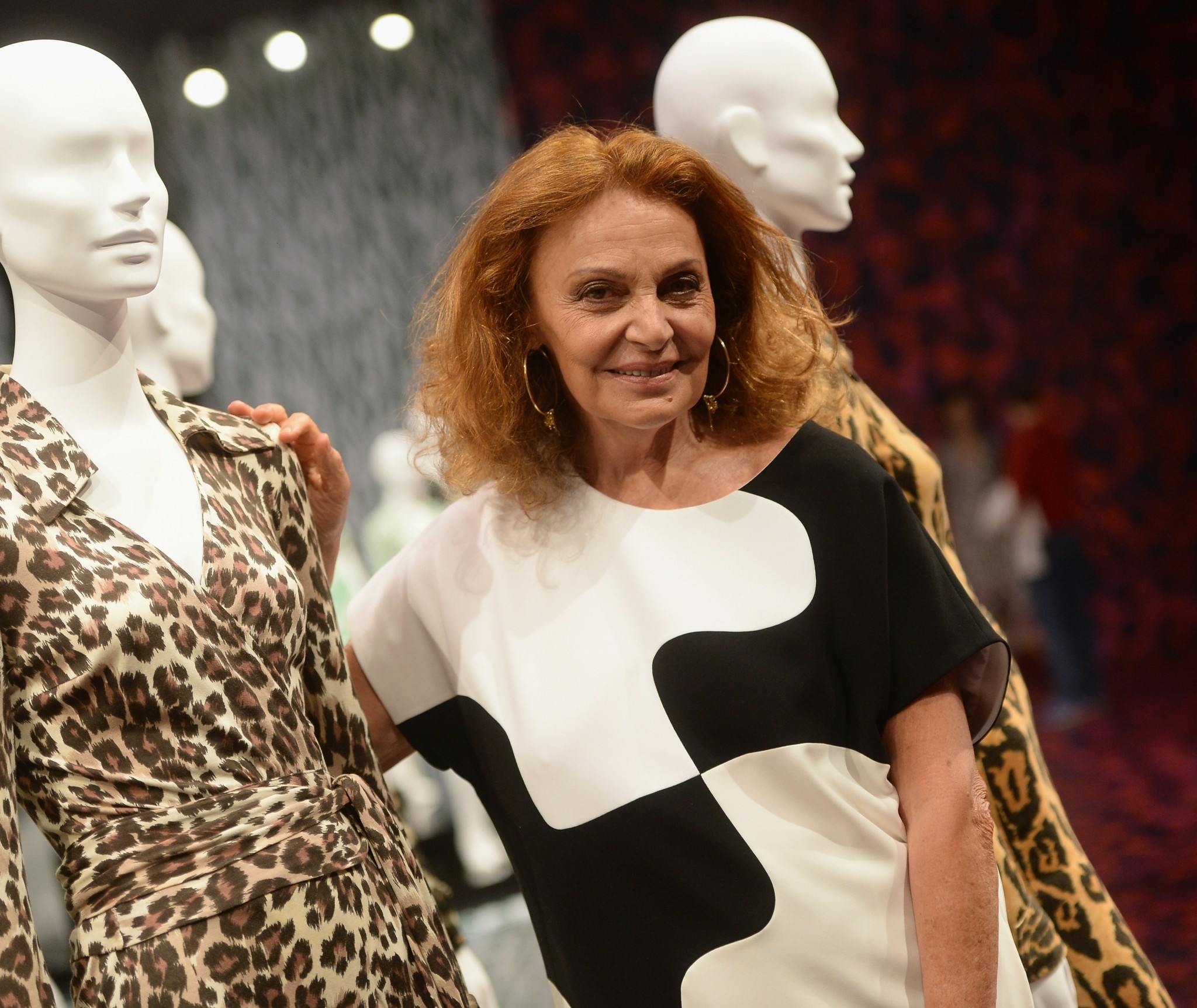 Το wrap dress της Diane von Furstenberg: 50 χρόνια απόλυτης κορυφής στη μόδα
