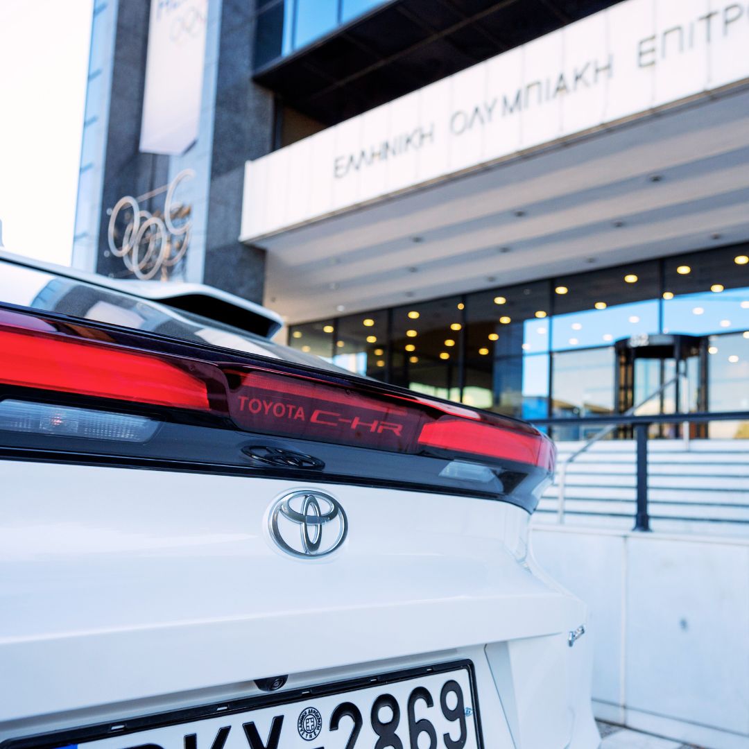 Toyota Hellas: Στηρίζει την Ολυμπιακή Λαμπαδηδρομία «Παρίσι 2024»