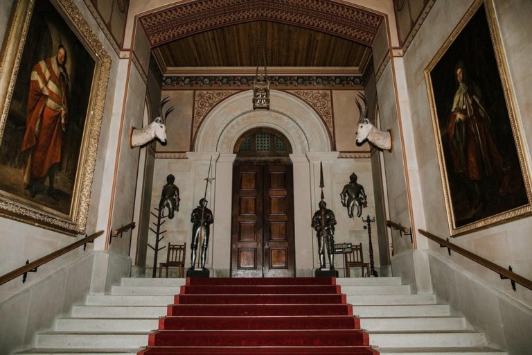 Ένα μαγικό ταξίδι στο κάστρο Eastnor: Ένα παραμύθι που γίνεται πραγματικότητα 
