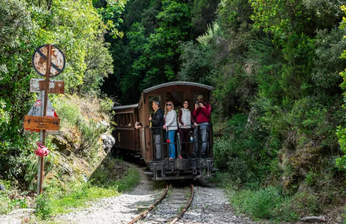 Επιστρέφει στις ράγες του το τρένο του Πηλίου για μια αξέχαστη εμπειρία
