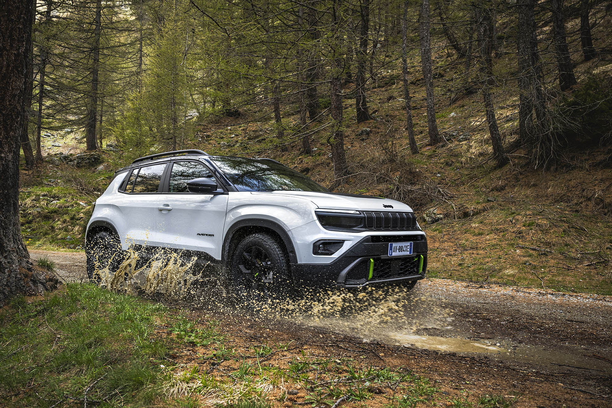 Νέα εκδοχή του Jeep Avenger: Πρωτοποριακή τετρακίνητη έκδοση 4xe!
