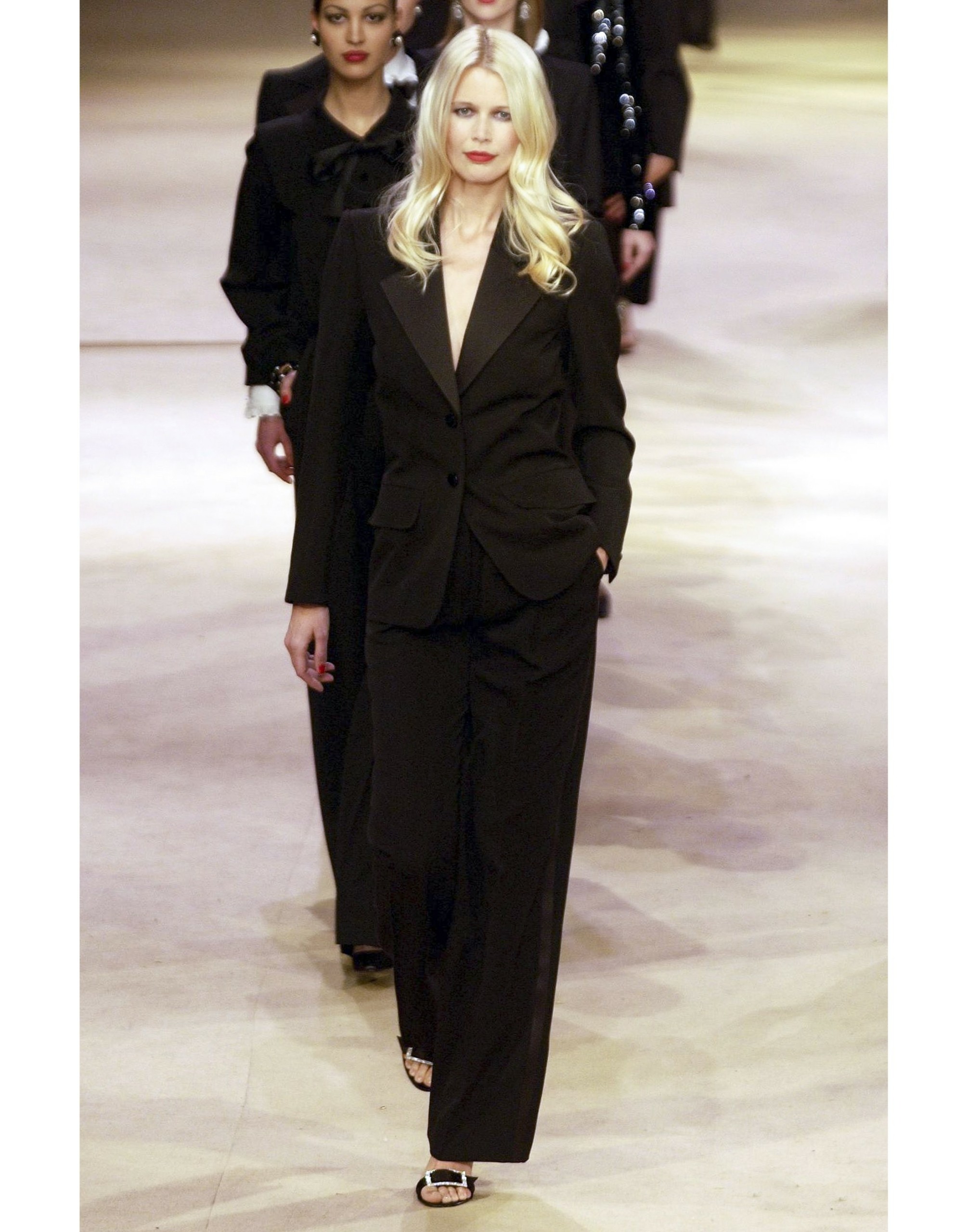Νέος ορίζοντας για το κοστούμι Le Smoking του Yves Saint Laurent

