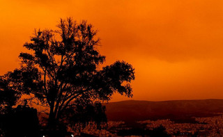 Προληπτικά μέτρα για την αντιμετώπιση της θύελλας σκόνης από τη Σαχάρα
