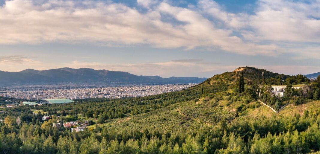 2 διαμερίσματα προς πώληση, στο Μαρούσι και τη Φιλοθέη