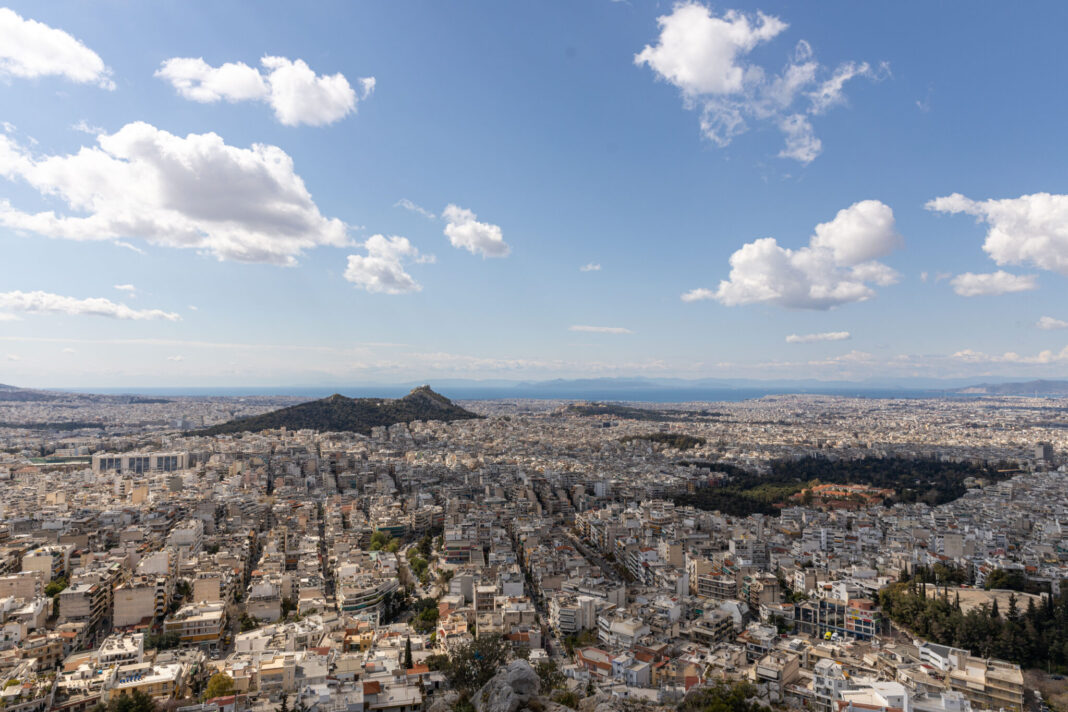 5 διαμερίσματα προς πώληση σε προνομιακές περιοχές της Αθήνας