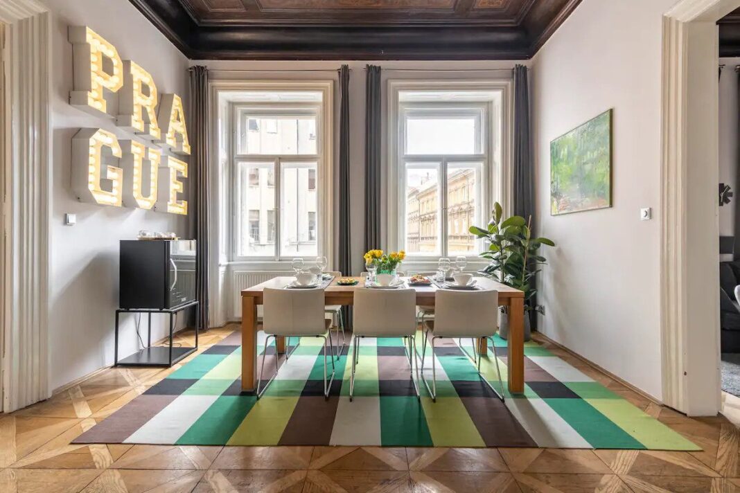 Ταξίδι στην Πράγα: Καλαίσθητα Airbnb για αξέχαστες εμπειρίες